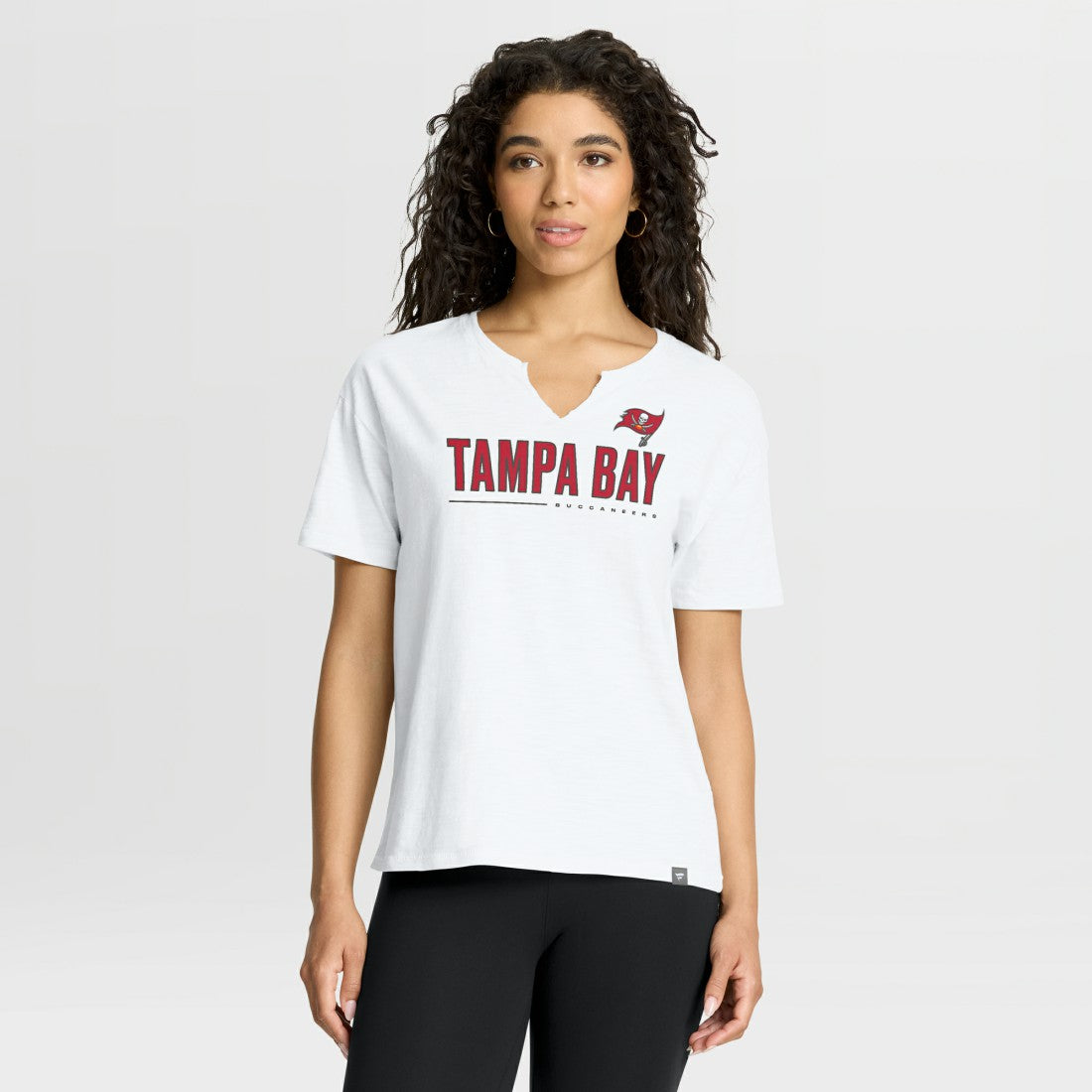 Tampa Bay Buccaneers Women's Redzone Slub Boxy T-Shirt - White T-shirts