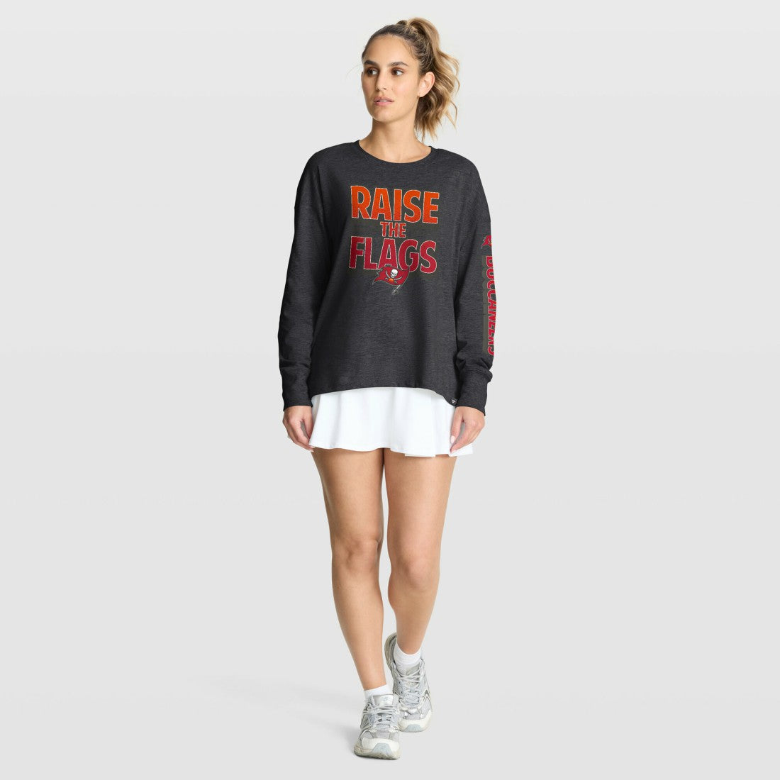 Tampa Bay Buccaneers Women's Hometown Legacy Long Sleeve T-Shirt - Heather Pewter T-shirts