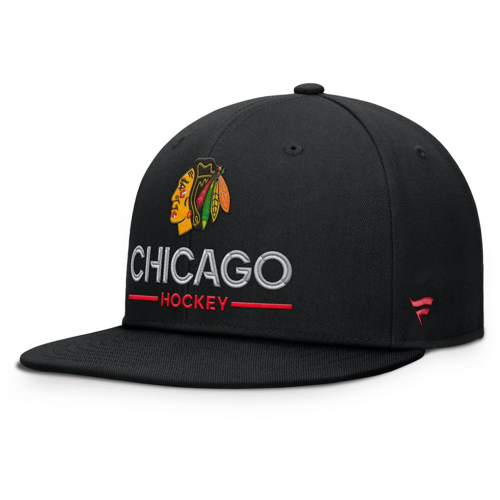 Chicago Blackhawks Fanatics Authentic Pro Rink Lockup Snapback Hat - Black | US 202499177