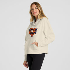Chicago Bears Women's Dove Legacy Pullover Hoodie - Cream Hoodies