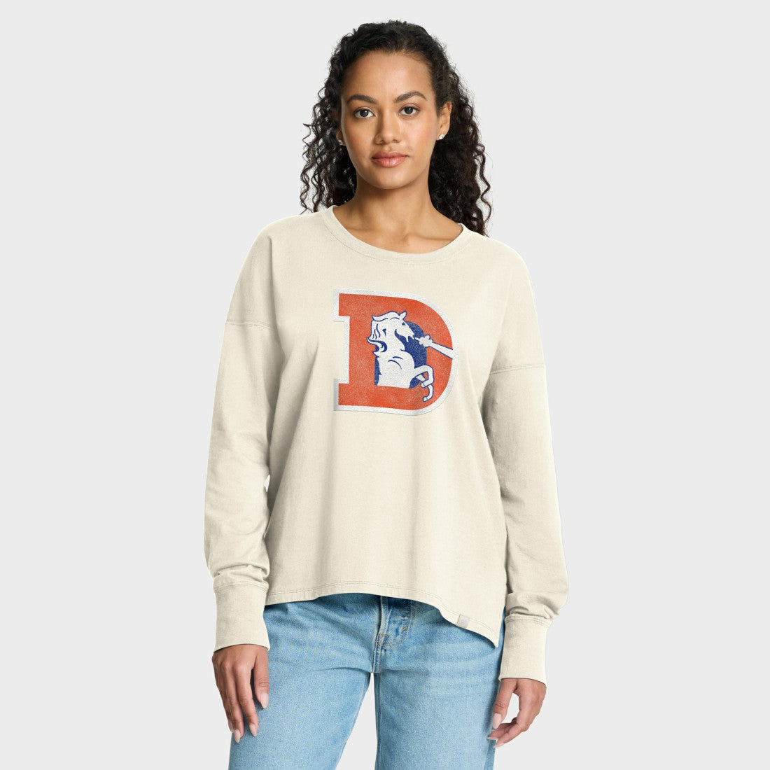 Denver Broncos Women's Dove Legacy Long Sleeve T-Shirt - Cream T-shirts