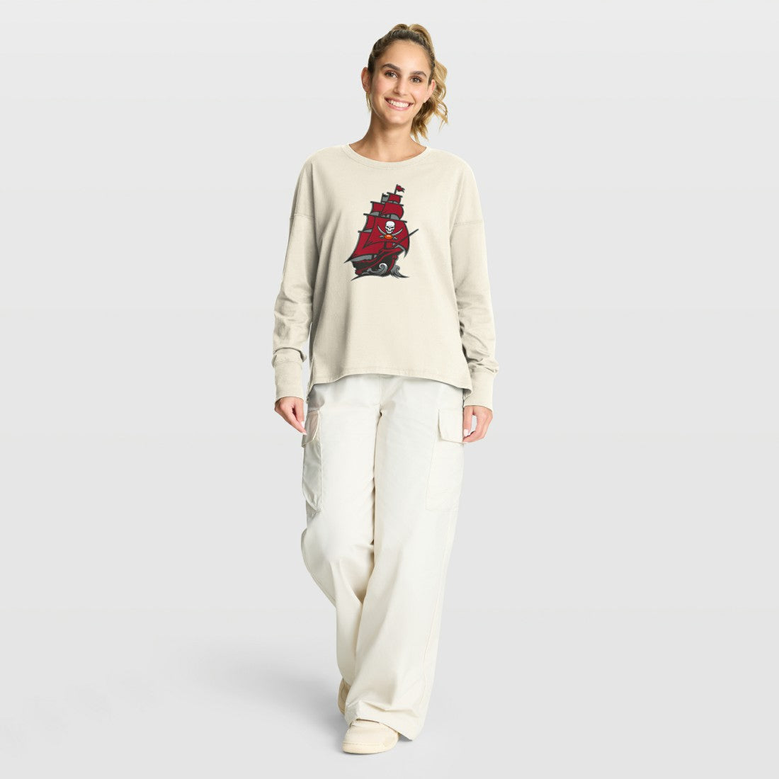 Tampa Bay Buccaneers Women's Dove Legacy Long Sleeve T-Shirt - Cream T-shirts
