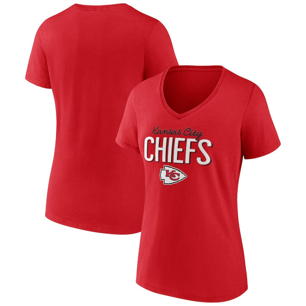 Kansas City Chiefs Women's Nostalgia V-Neck T-Shirt - Red T-shirts