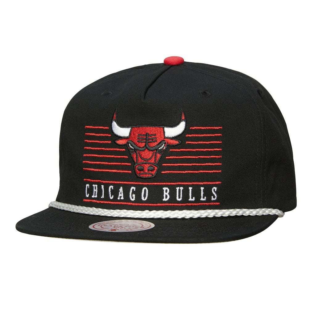Chicago Bulls Ascend Deadstock Snapback Hat Black - Mitchell & Ness