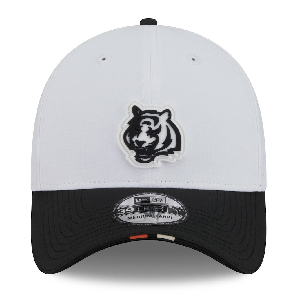 Cincinnati Bengals New Era 2025 NFL Training Camp 39THIRTY Flex Hat - White/Black Hats