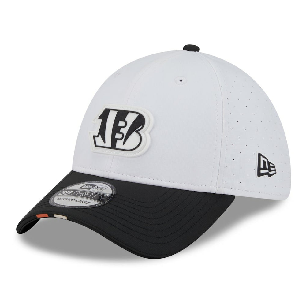 Cincinnati Bengals New Era 2025 NFL Training Camp 39THIRTY Flex Hat - White/Black Hats