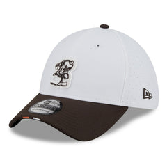 Cleveland Browns New Era 2025 NFL Training Camp Throwback Logo 39THIRTY Flex Hat - White/Brown Hats