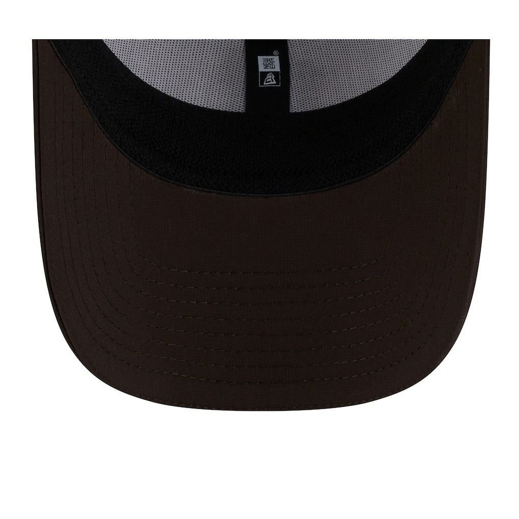 Cleveland Browns New Era 2025 NFL Training Camp Throwback Logo 39THIRTY Flex Hat - White/Brown Hats
