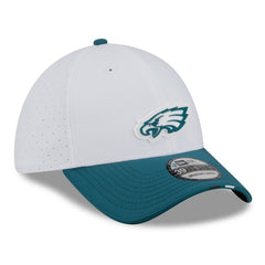 Philadelphia Eagles New Era 2025 NFL Training Camp 39THIRTY Flex Hat - White/Midnight Green Hats