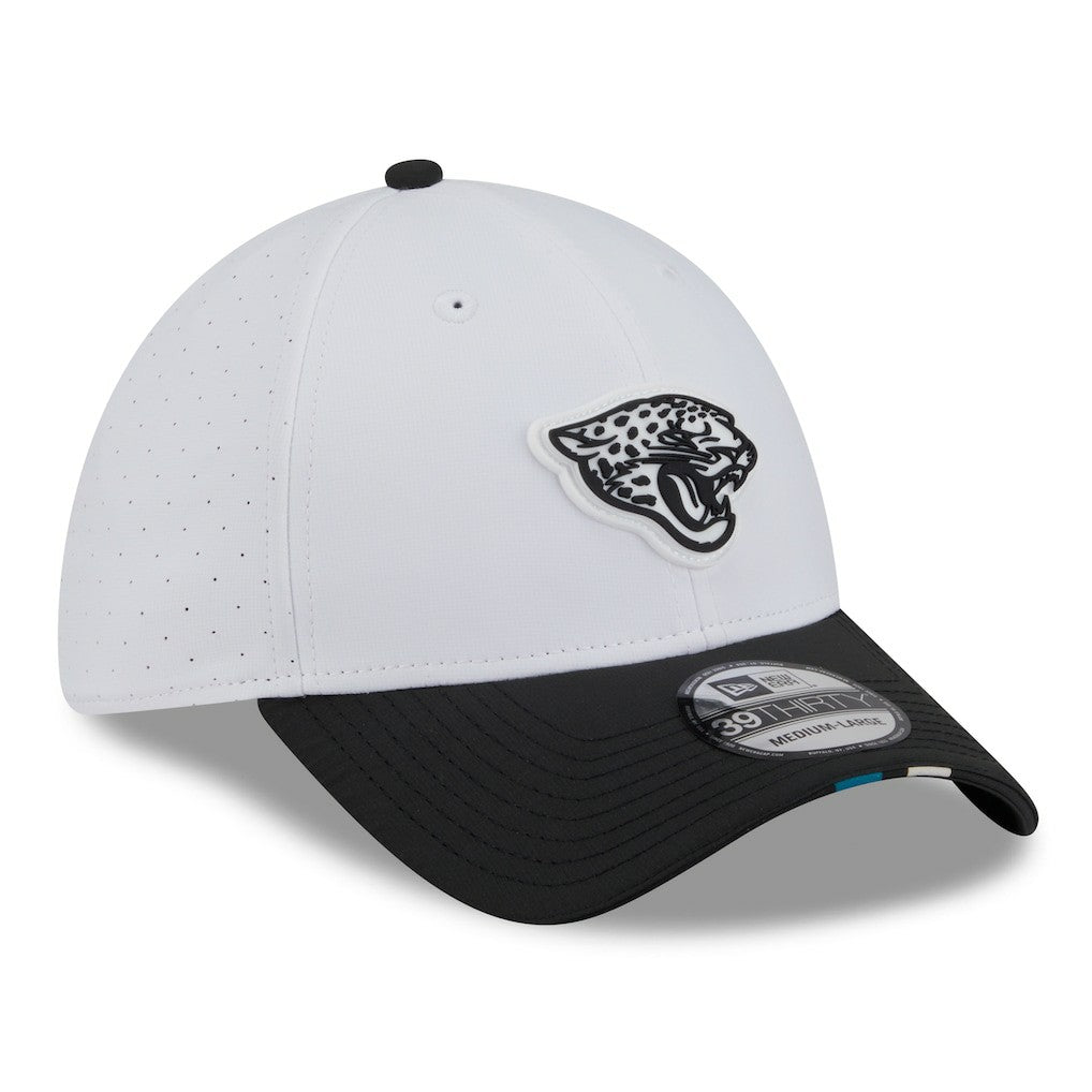 Jacksonville Jaguars New Era 2025 NFL Training Camp 39THIRTY Flex Hat - White/Black Hats