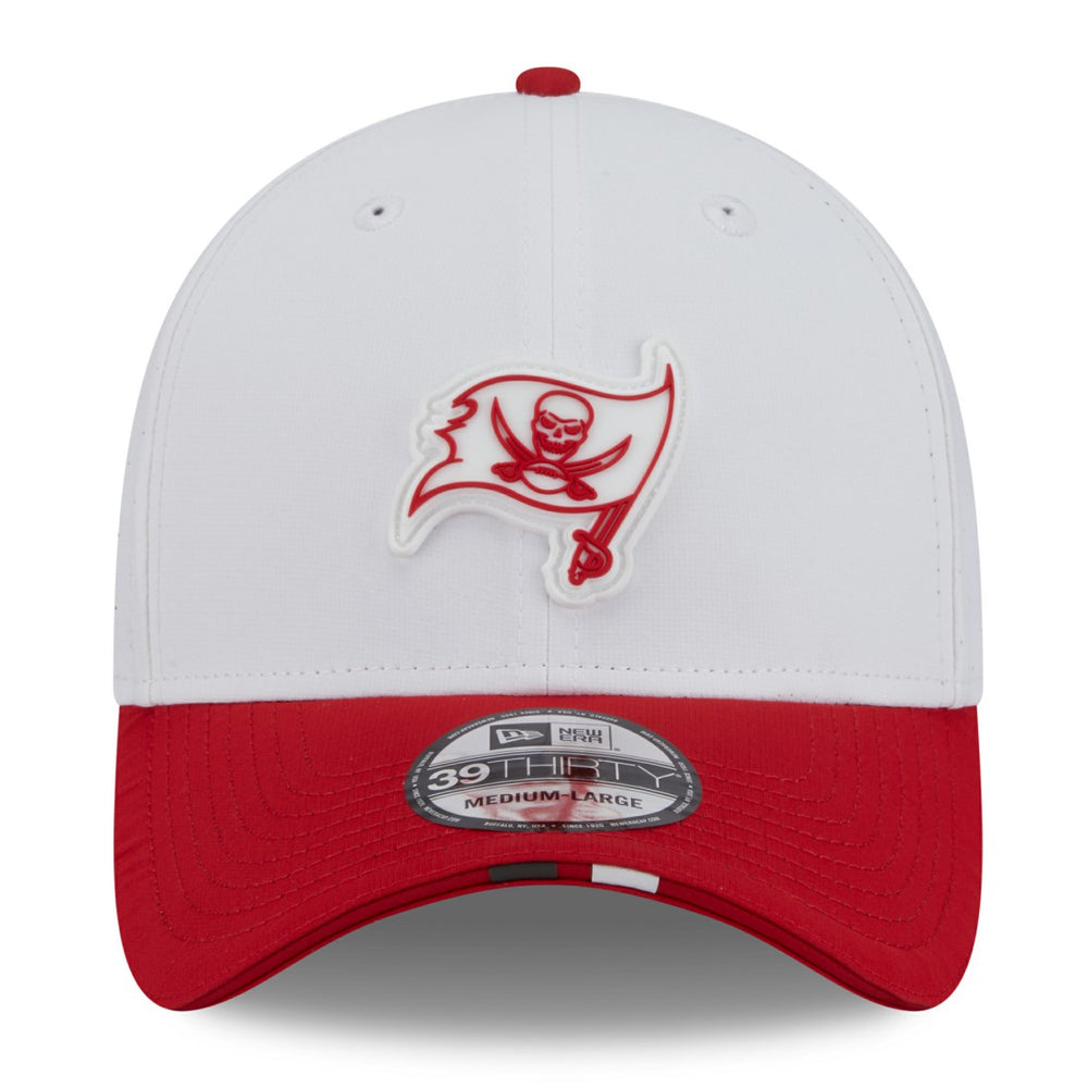 Tampa Bay Buccaneers New Era 2025 NFL Training Camp 39THIRTY Flex Hat - White/Red Hats
