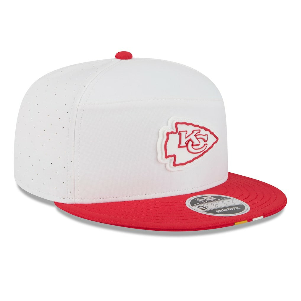 Kansas City Chiefs New Era 2025 NFL Training Camp Split Panel 9FIFTY Snapback Hat - White/Red Hats
