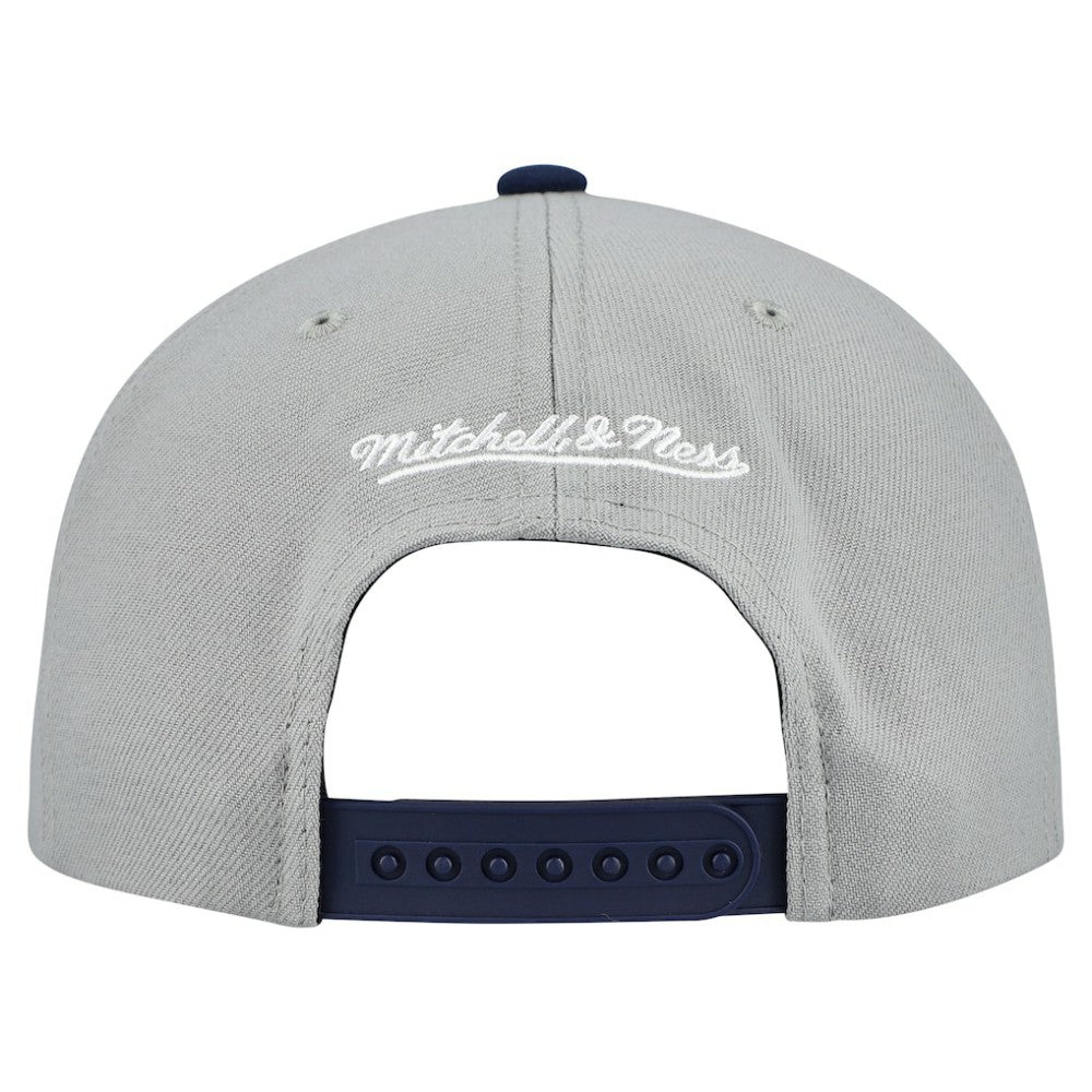New York Yankees Mitchell & Ness Cooperstown Collection Basic Flip Snapback Hat - Gray Hats