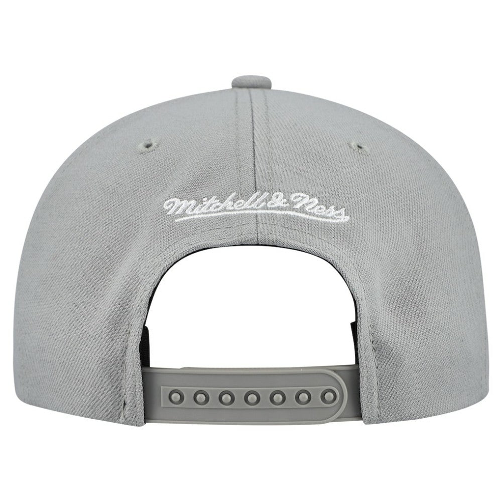 San Francisco Giants Mitchell & Ness Cooperstown Collection Basic Flip Snapback Hat - Gray Hats