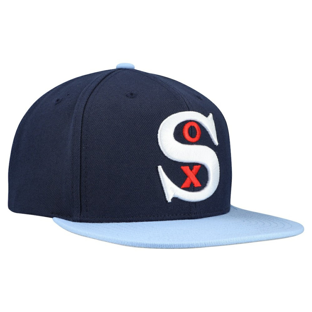 Chicago White Sox Mitchell & Ness Cooperstown Collection Basic Flip Snapback Hat - Navy Hats