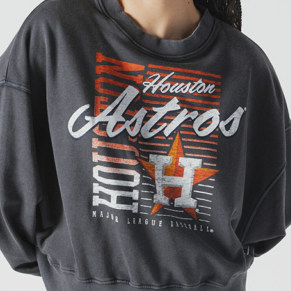 Houston Astros New Era Women's Boxy Mineral Wash Dolmen Sleeve Cropped Sweatshirt - Navy Sweatshirts