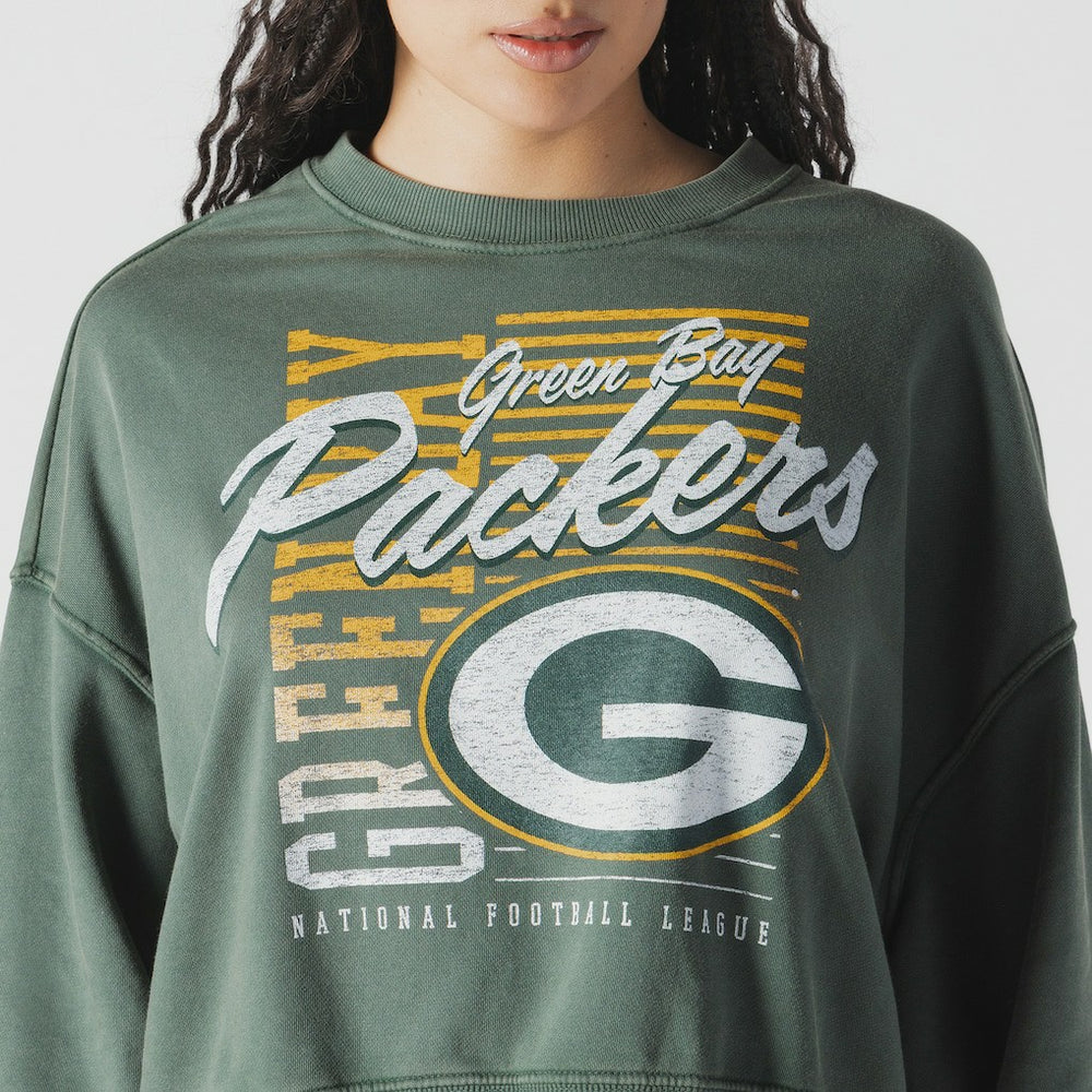Green Bay Packers New Era Women's Oversized Throwback Mineral Wash Crew Neck Sweatshirt - Green Sweatshirts
