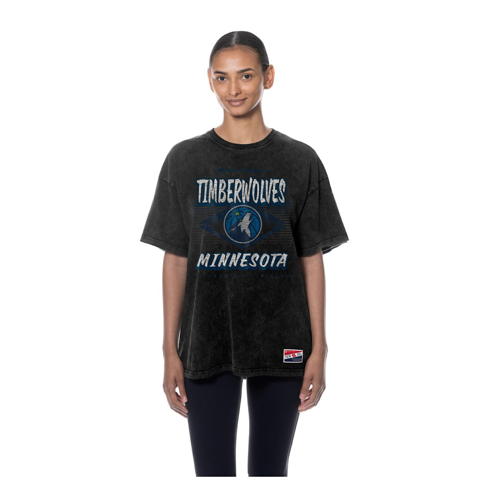 Minnesota Timberwolves Women's Throwback Mineral Wash Oversized T-Shirt Black - New Era outlet