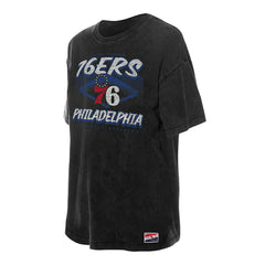 Philadelphia 76ers Women's Throwback Mineral Wash Oversized T-Shirt Black - New Era