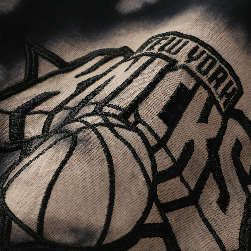 New York Knicks Injection Bleached Out Raw Edge Oversized T-Shirt Black - New Era