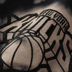 New York Knicks Injection Bleached Out Raw Edge Oversized T-Shirt Black - New Era
