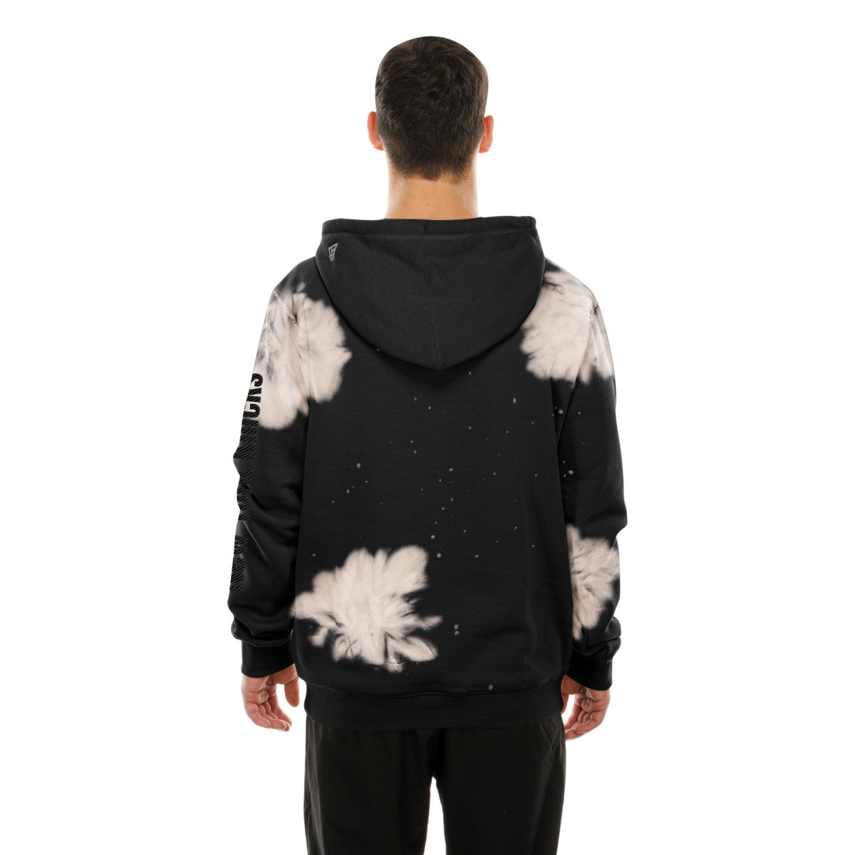 New York Knicks Injection Bleached Out Raw Edge Hoodie Black - New Era