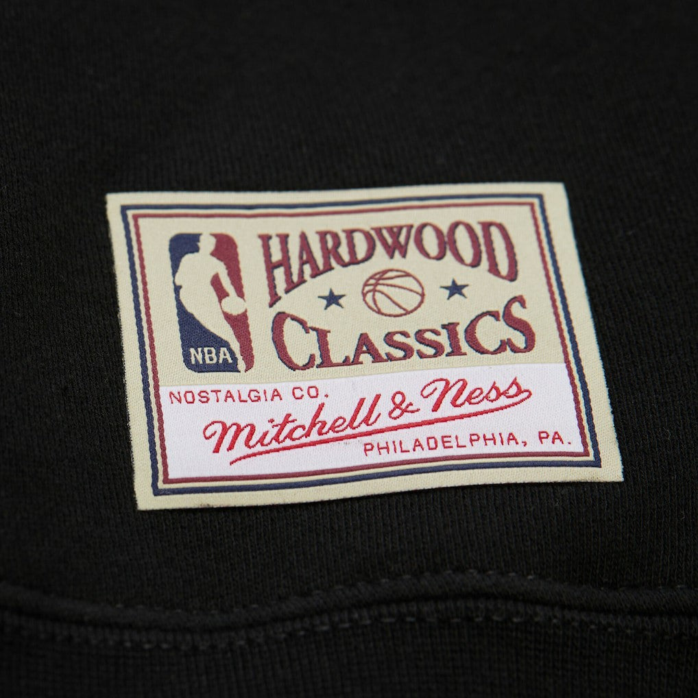 Chicago Bulls NBA x Michelob Ultra Swish & Sip Pullover Hoodie Black - Mitchell & Ness