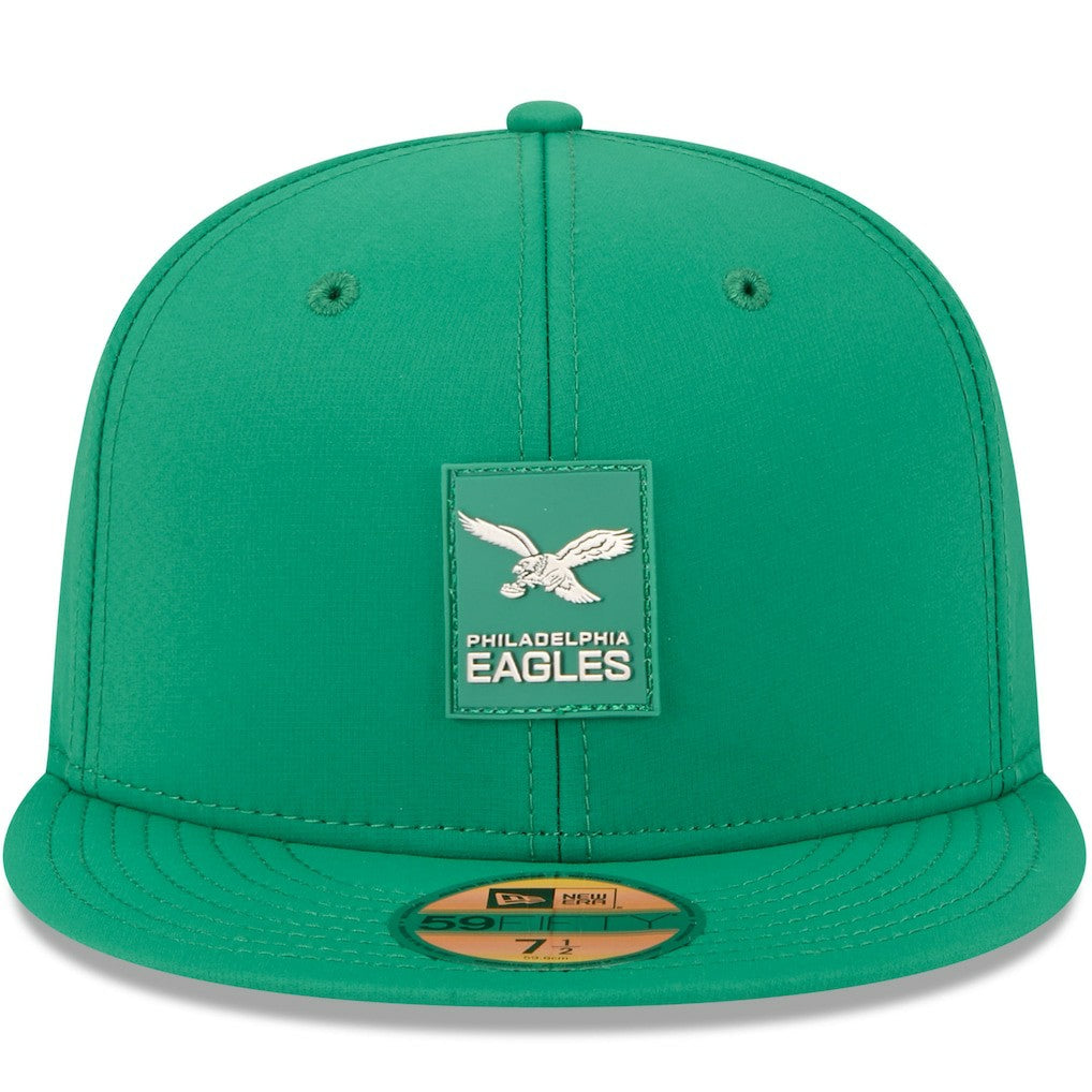 Philadelphia Eagles New Era 2025 Sideline Throwback 59FIFTY Fitted Hat - Kelly Green Hats