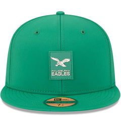Philadelphia Eagles New Era 2025 Sideline Throwback 59FIFTY Fitted Hat - Kelly Green Hats