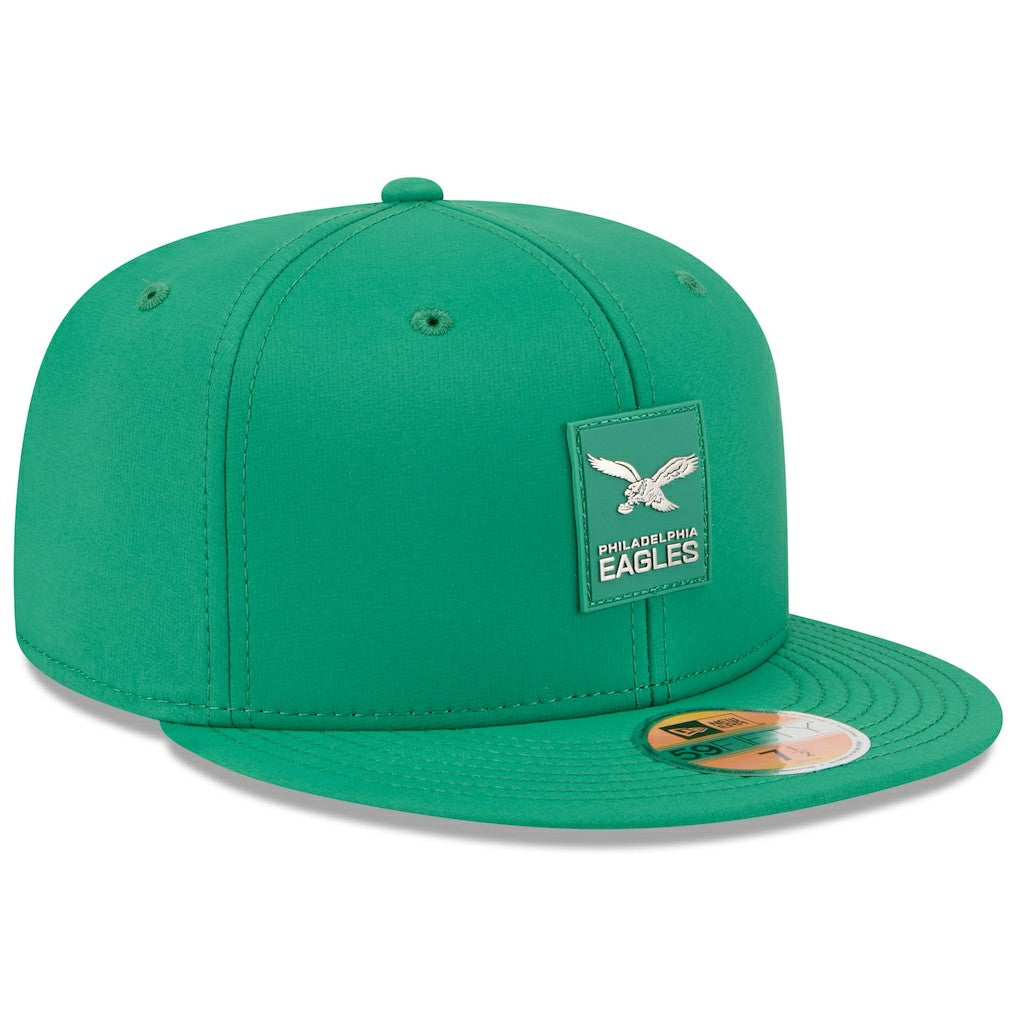 Philadelphia Eagles New Era 2025 Sideline Throwback 59FIFTY Fitted Hat - Kelly Green Hats
