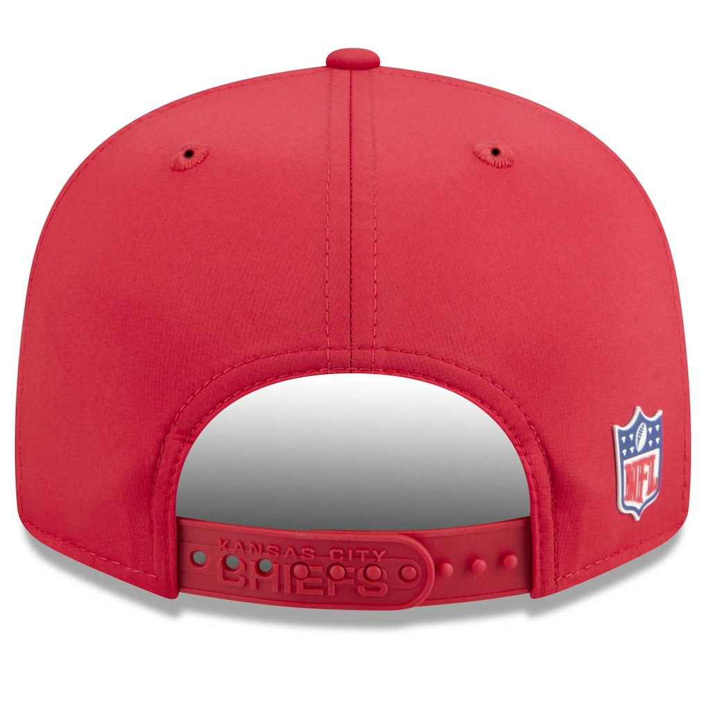 Kansas City Chiefs New Era 2025 Sideline Split Panel 9FIFTY Snapback Hat - Red Hats
