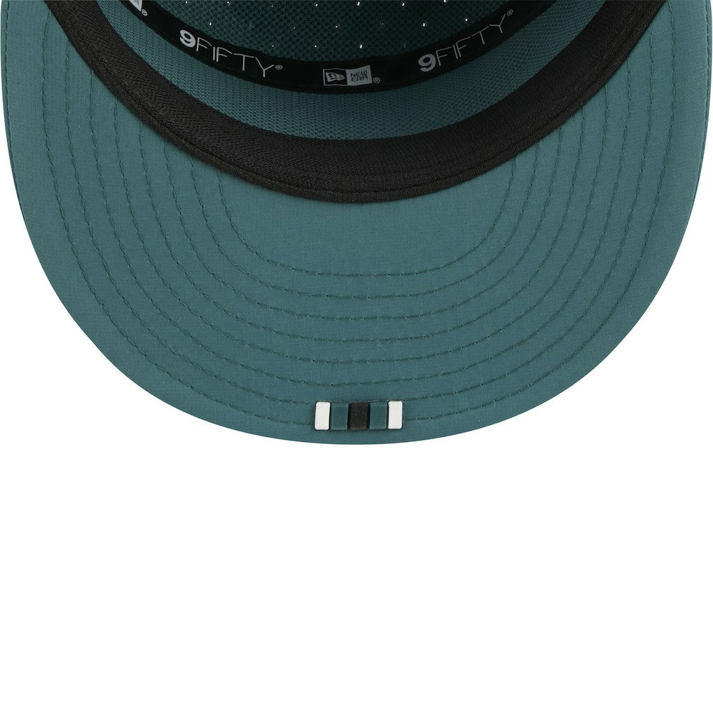 Philadelphia Eagles New Era 2025 Sideline Split Panel 9FIFTY Snapback Hat - Midnight Green Hats