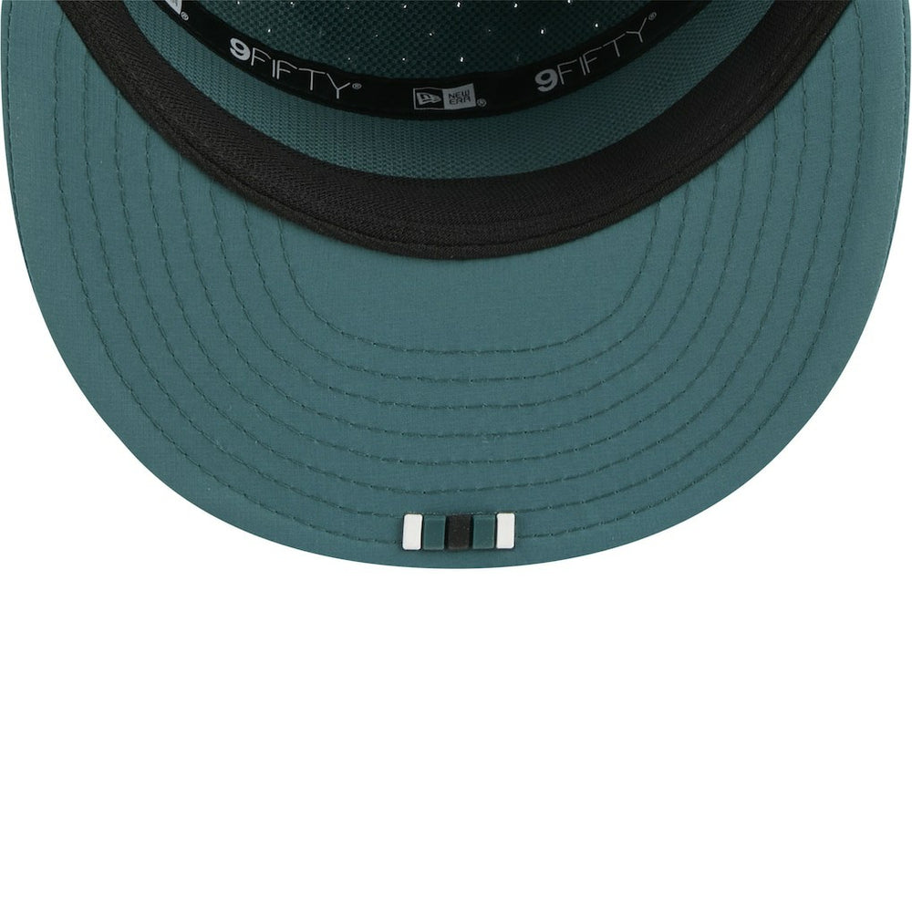 Philadelphia Eagles New Era 2025 Sideline Split Panel 9FIFTY Snapback Hat - Midnight Green Hats