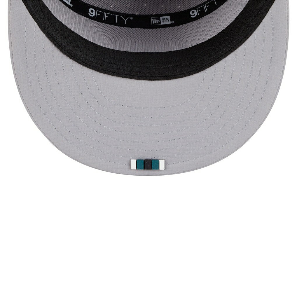 Philadelphia Eagles New Era 2025 Sideline Split Panel 9FIFTY Snapback Hat - Gray Hats