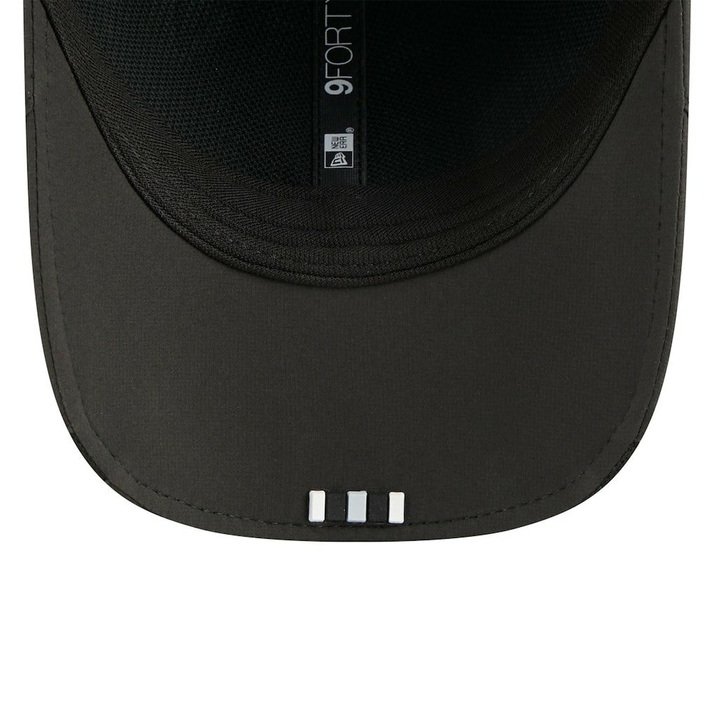 Las Vegas Raiders New Era 2025 Sideline M-Crown 9FORTY Adjustable Hat - Black Hats