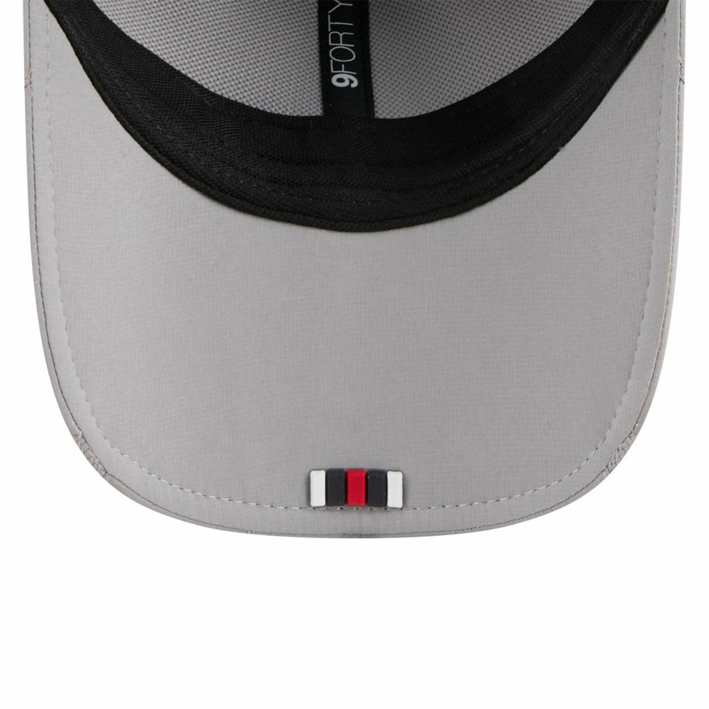 Houston Texans New Era 2025 Sideline M-Crown 9FORTY Adjustable Hat - Gray Hats