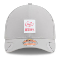 Kansas City Chiefs New Era 2025 Sideline M-Crown 9FORTY Adjustable Hat - Gray Hats