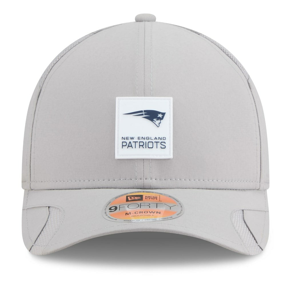 New England Patriots New Era 2025 Sideline M-Crown 9FORTY Adjustable Hat - Gray Hats