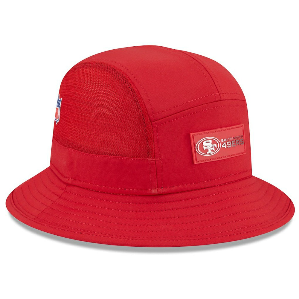 San Francisco 49ers New Era 2025 Sideline Bucket Hat - Scarlet Hats
