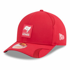 Tampa Bay Buccaneers New Era Youth 2025 Sideline M-Crown 9FORTY Adjustable Hat - Red Hats