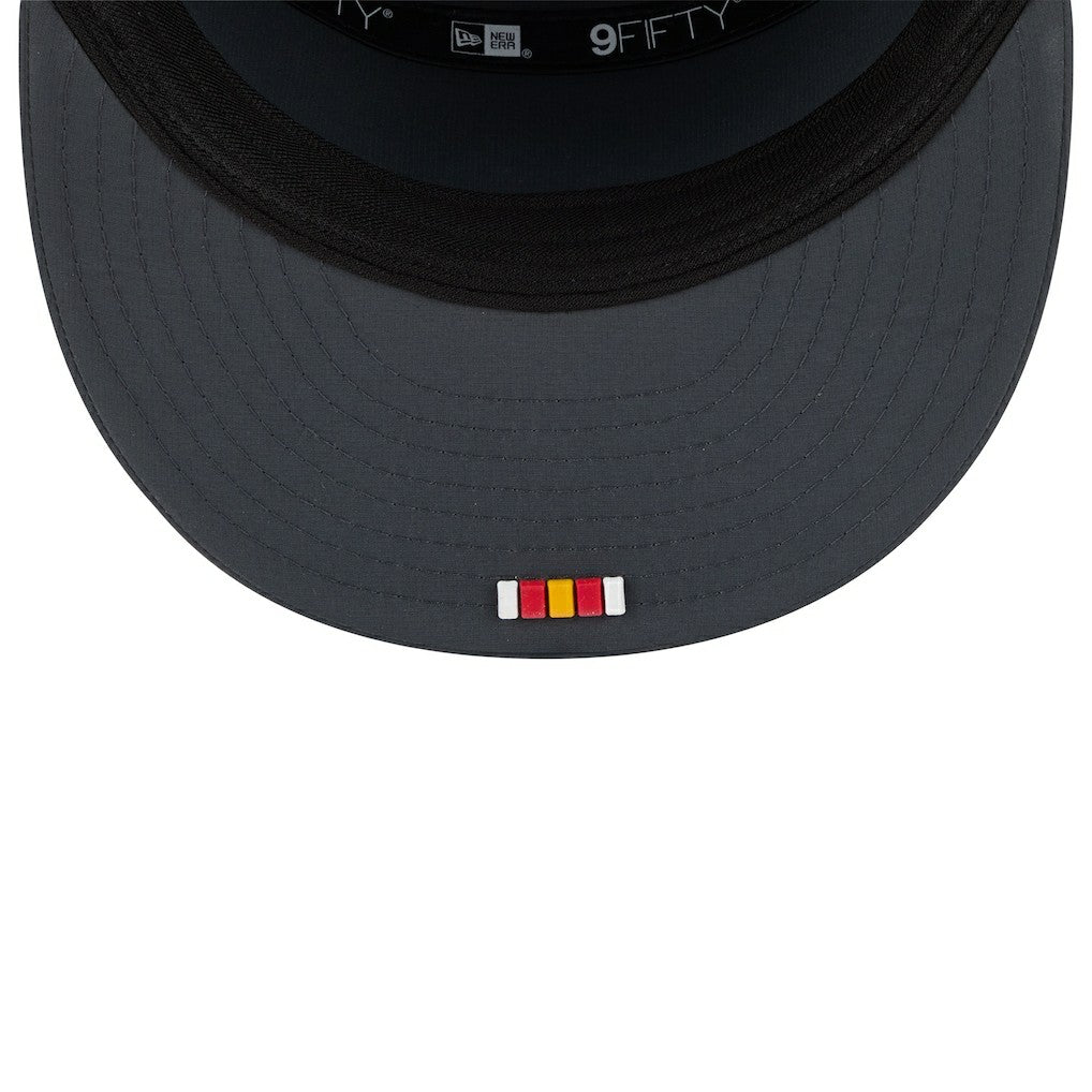 Kansas City Chiefs New Era 2025 Sideline Cold Weather Split Panel 9FIFTY Snapback Hat - Charcoal Hats