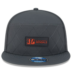 Cincinnati Bengals New Era 2025 Sideline Cold Weather Split Panel 9FIFTY Snapback Hat - Charcoal Hats