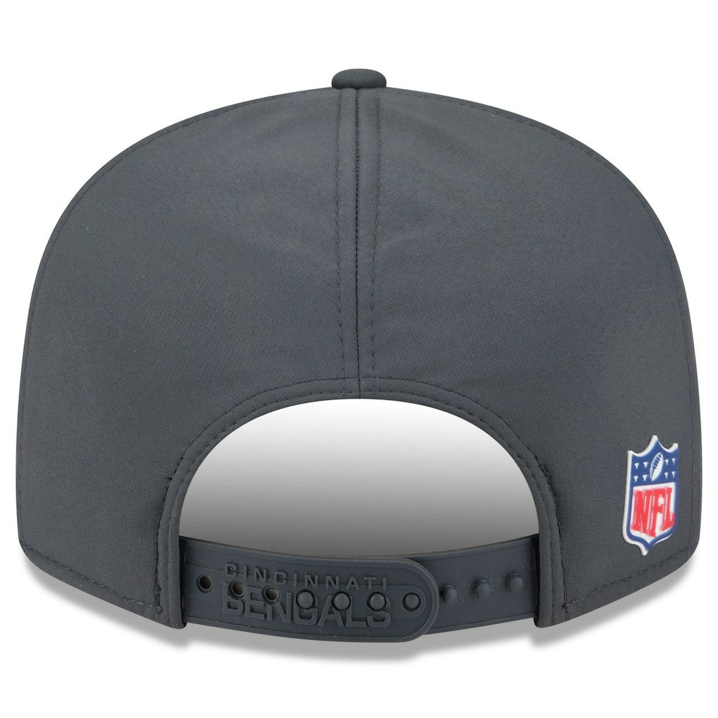 Cincinnati Bengals New Era 2025 Sideline Cold Weather Split Panel 9FIFTY Snapback Hat - Charcoal Hats