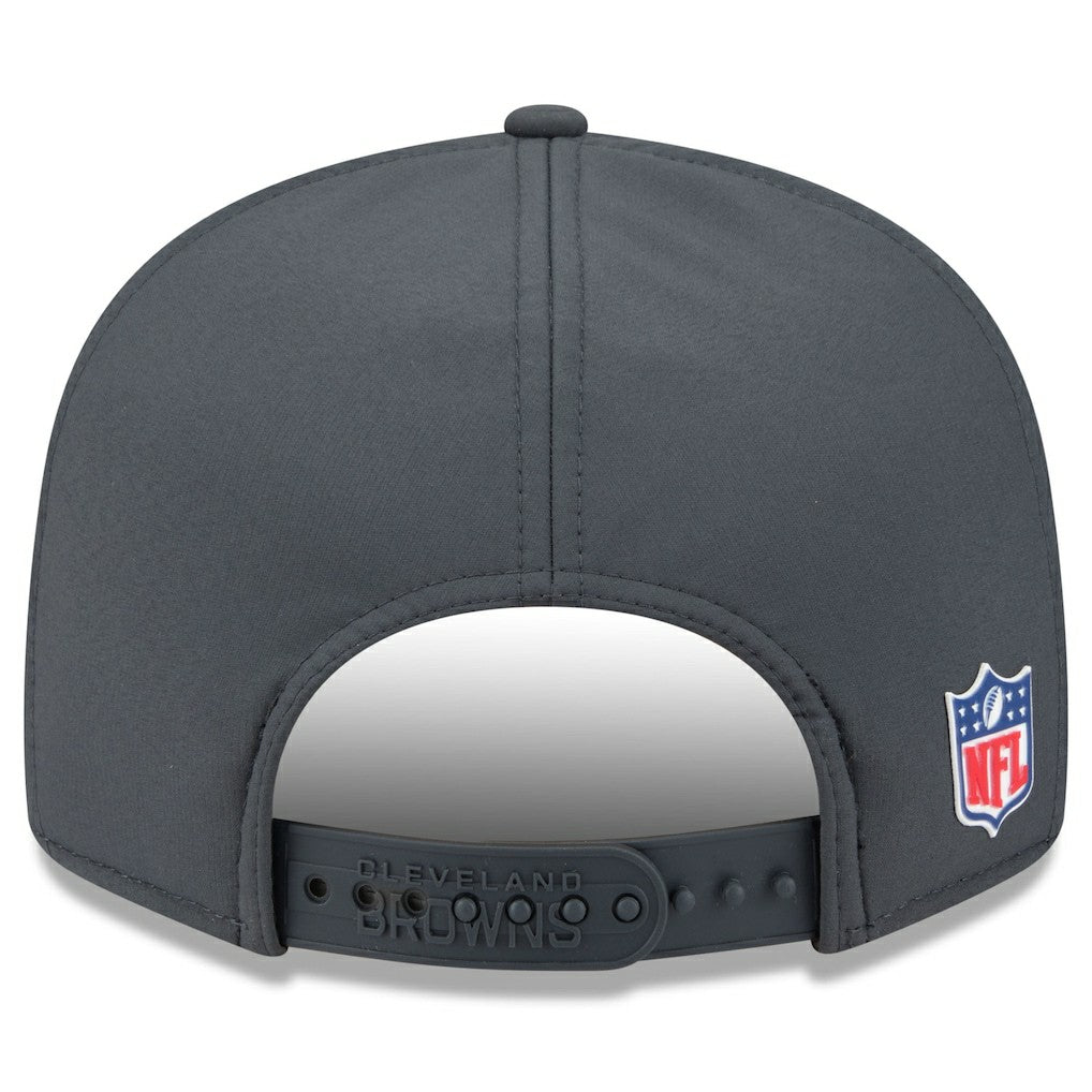 Cleveland Browns New Era 2025 Sideline Cold Weather Split Panel 9FIFTY Snapback Hat - Charcoal Hats