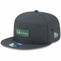 Green Bay Packers New Era 2025 Sideline Cold Weather Split Panel 9FIFTY Snapback Hat - Charcoal Hats