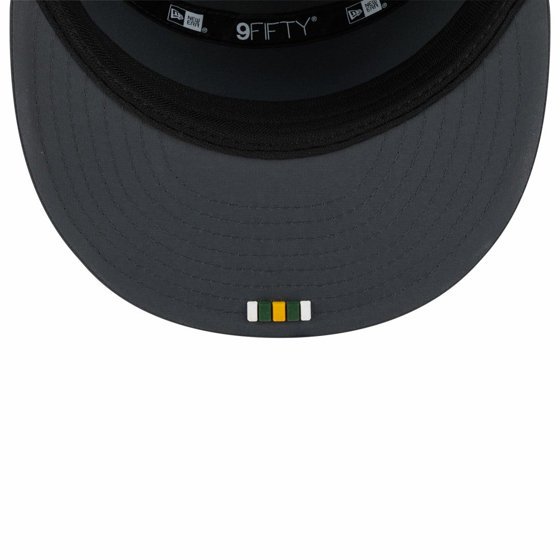 Green Bay Packers New Era 2025 Sideline Cold Weather Split Panel 9FIFTY Snapback Hat - Charcoal Hats