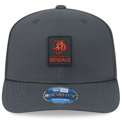 Cincinnati Bengals New Era 2025 Sideline Cold Weather 9SEVENTY Adjustable Hat - Charcoal Hats