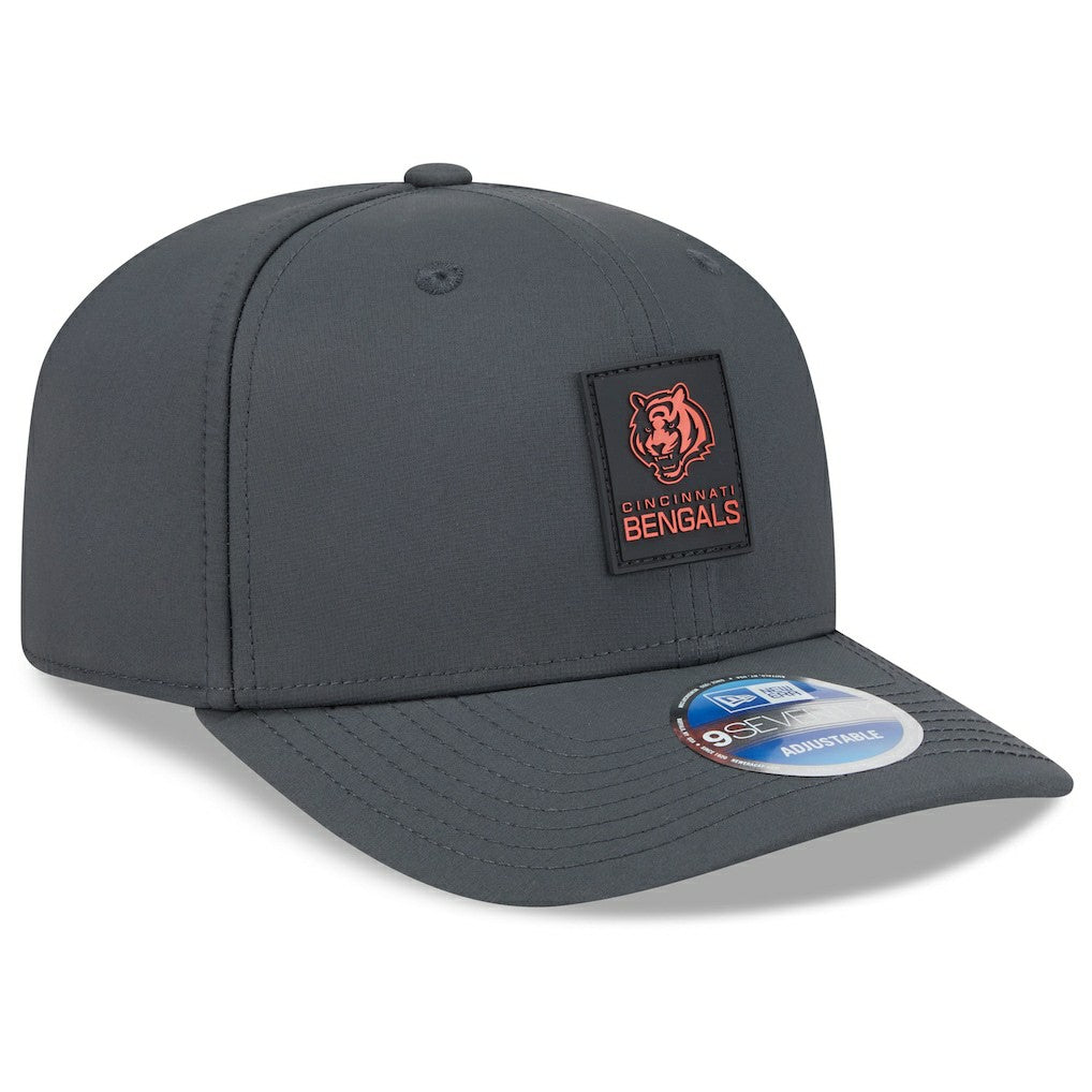 Cincinnati Bengals New Era 2025 Sideline Cold Weather 9SEVENTY Adjustable Hat - Charcoal Hats