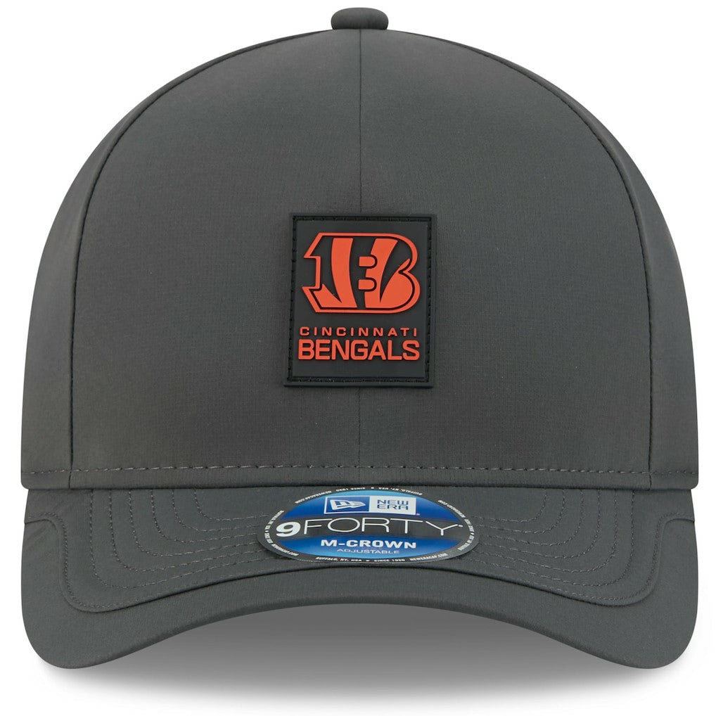 Cincinnati Bengals New Era 2025 Sideline Cold Weather 9FORTY M-Crown Adjustable Hat - Charcoal Hats