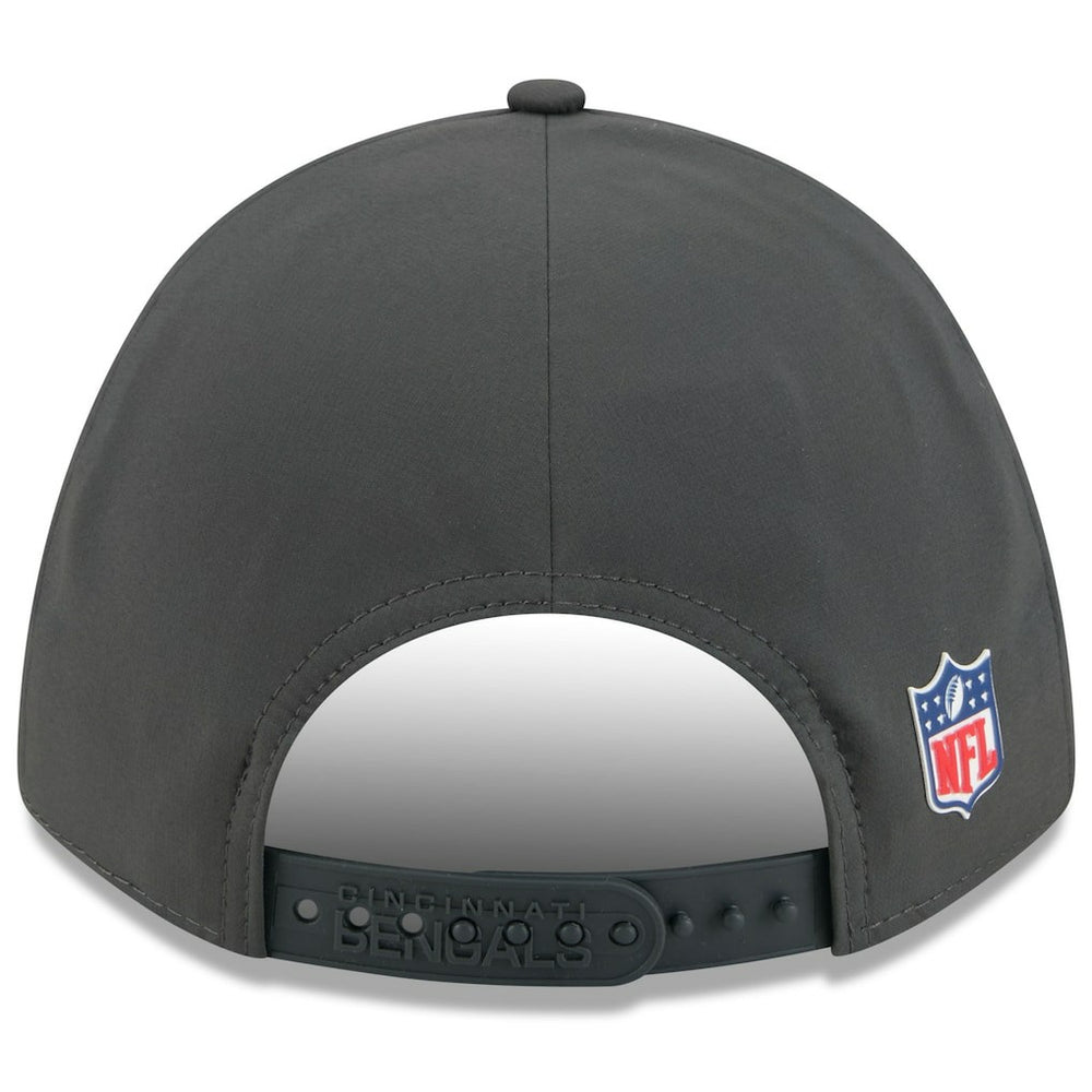 Cincinnati Bengals New Era 2025 Sideline Cold Weather 9FORTY M-Crown Adjustable Hat - Charcoal Hats